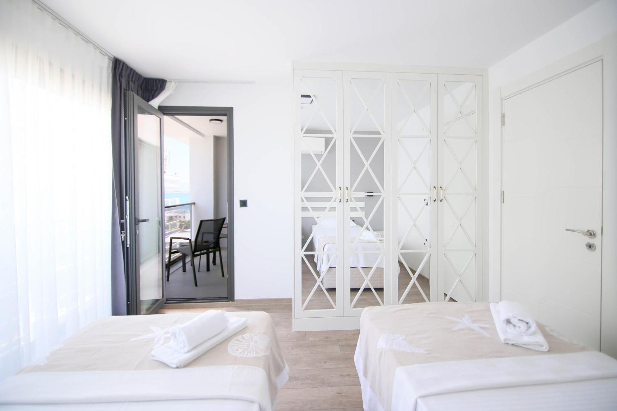Krem Marin Otel Çeşme Eksteriør billede