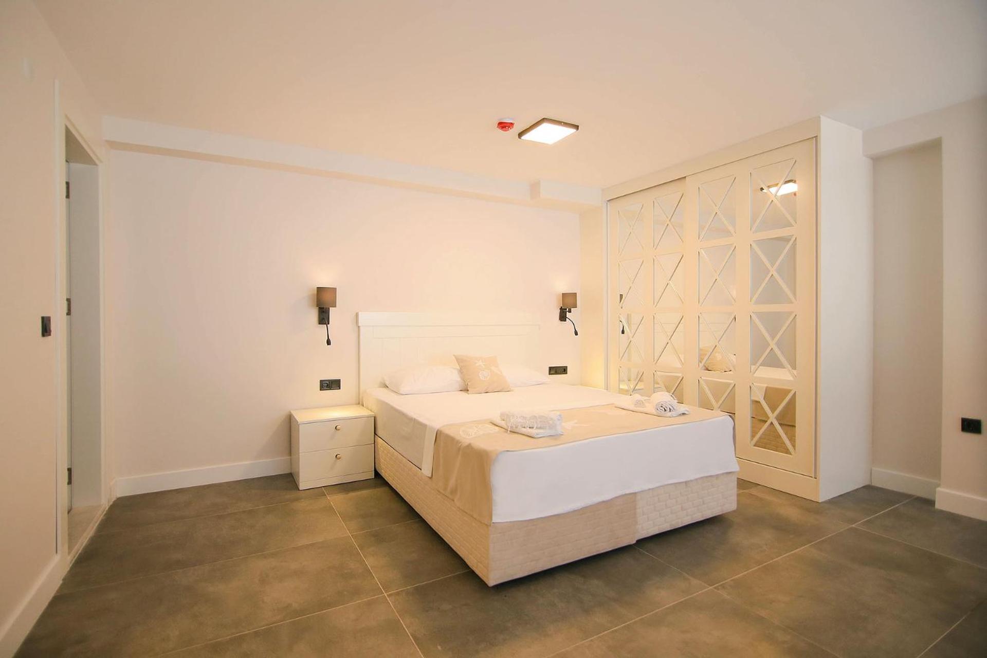 Krem Marin Otel Çeşme Eksteriør billede