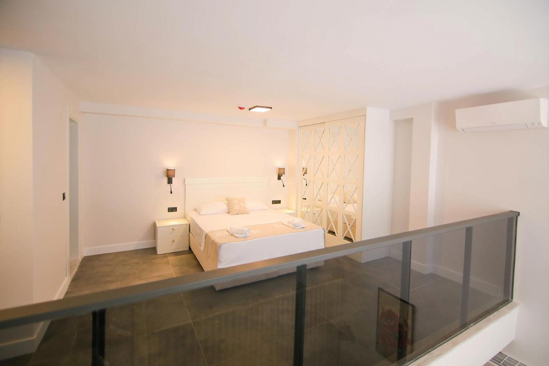 Krem Marin Otel Çeşme Eksteriør billede